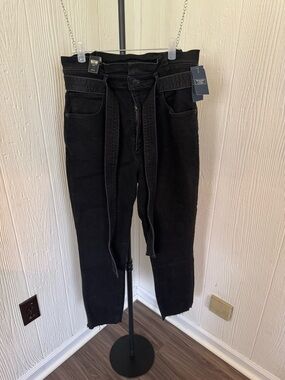 Abercrombie & Fitch Belted Ultra High Rise Super Skinny Ankle Jean Black 28S